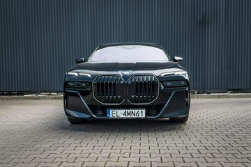 BMW Seria 7 G70 Sedan 3.0 40d 299KM 2025 BMW 740 xDrive Limuzyna DEMO, zdjęcie 3