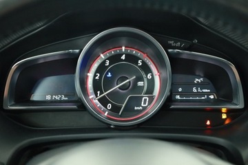 Mazda 3 III Sedan 2.2 SKYACTIV-D 150KM 2014 Mazda 3 2.2 Skyactiv-D, Skóra, Navi, Xenon, zdjęcie 7