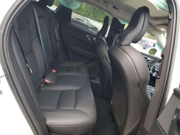 Volvo XC60 II 2021 Volvo XC 60 T5 Momentum 2021 2.0l 2.0 Benzyna 250KM, zdjęcie 11