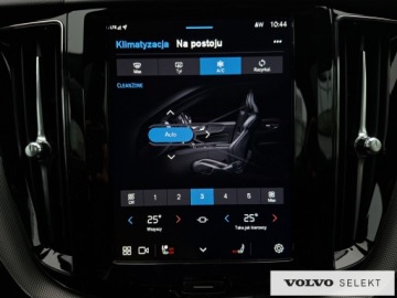 Volvo XC60 II 2025 Volvo XC 60 XC60 B5 B AWD Plus Dark aut, Pakiet cl, zdjęcie 19
