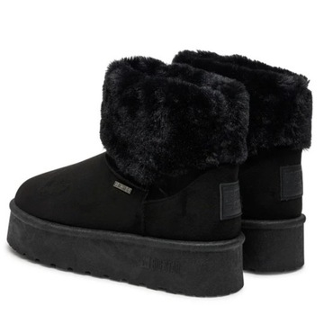 Зимние туфли большие звезды изолированные снежные ботинки