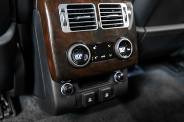 Land Rover Range Rover IV SUV SWB Facelifting 4.4 SDV8 339KM 2020 Land Rover Range Rover 4.4 SDV8 339 KM Vogue., zdjęcie 31