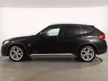 BMW X1 E84 Crossover xDrive20d 177KM 2009 BMW X1 xDrive20d, 174 KM, 4X4, Automat, Skóra, zdjęcie 2