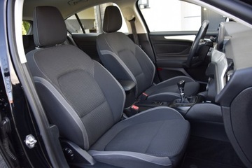 Ford Focus III Sedan Facelifting 1.0 EcoBoost 125KM 2018 Titanium* Navi* Alufelgi* Radar* Asystent* Car Play* Gwarancja* BLACK WEEK, zdjęcie 23