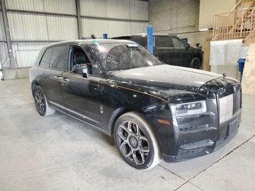 Rolls-Royce 2022 Rolls-Royce Cullinan Black Badge 2022 6.8l 6.8 Benzyna 592KM, zdjęcie 4