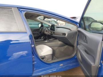 Toyota Prius V (XW60) 2025 Toyota Prius Le 2025 2.0 Hybryda 150KM, zdjęcie 9