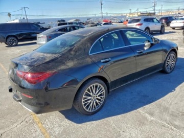 Mercedes CLA C118/X118 2025 Mercedes-Benz CLA 2025 MERCEDES-BENZ CLA 250 4MATIC 2.0 Benzyna 238KM, zdjęcie 2