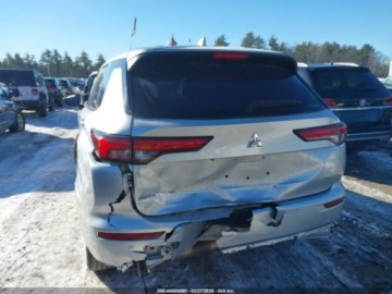 Mitsubishi Outlander III 2024 Mitsubishi Outlander 2024 r., 2,5L RALLIART S-AWC 2.5 Benzyna 181KM, zdjęcie 9