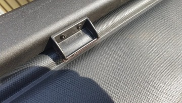 SSANGYONG KORANDO 3 III 10- ROLETA KUFRU