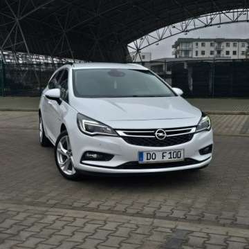Opel Astra J GTC 1.4 Turbo ECOTEC 140KM 2016 Opel Astra K 1.4 Turbo Cosmo, zdjęcie 5