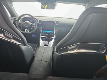 Mercedes AMG GT C190 Coupe 4d Facelifting 4.0 63 585KM 2024 Mercedes-Benz AMG GT 4.0 Benzyna 585KM, zdjęcie 11