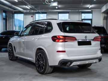 BMW X5 G05 SUV Facelifting 3.0 30d 298KM 2026 BMW X5 xDrive30d Sport Suv 3.0 (298KM) 2026, zdjęcie 1