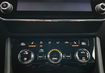 Skoda Superb III Liftback Facelifting 2.0 TDI SCR 200KM 2023 Skoda Superb Style Pakiet Selection, ACC, Matrix, GPS, Kamera, Kessy, Sal, zdjęcie 25