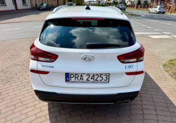 Hyundai i30 III Wagon Facelifting 1.5 T-GDI 48V 160KM 2024 Hyundai i30 1.5 T-gdi 160 PS N-LINE Full led 1.5 Benzyna 160KM, zdjęcie 8