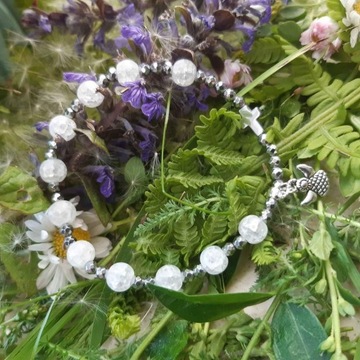 Браслет из кварцевых четок, подарок на крещение.