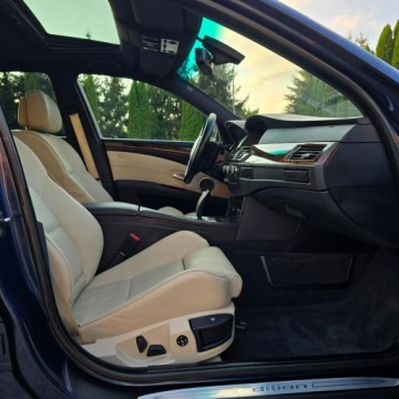 BMW Seria 5 E60 Sedan 530 d 235KM 2009 BMW 530 Seria 5 E60/E61 3.0 530d Diesel, zdjęcie 21