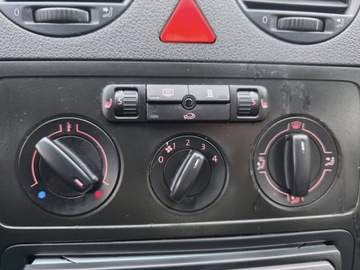 Volkswagen Caddy III Kombi 1.9 TDI 75KM 2007 Volkswagen Caddy 1.9 TDI 75 KM, Grzane Fotele, Dwa, zdjęcie 13