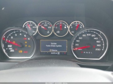 Chevrolet Silverado II 2021 Chevrolet Silverado 1500 Crew Cab 147 RST 2021 3.0l 3.0 Diesel 277KM, zdjęcie 10