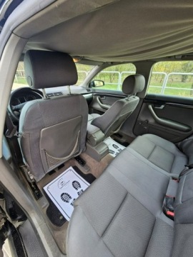 Audi A4 B6 Avant 1.9 TDI PD 131KM 2004 Audi A4 Avant Hak - Klimatyzacja - 1.9TDI - 131 KM, zdjęcie 6