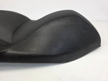 Kymco downtown 300 сиденье скамейка