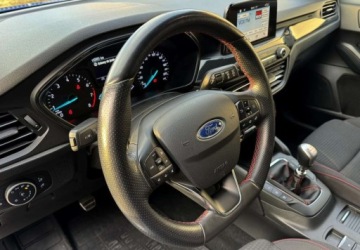 Ford Focus III Kombi Facelifting 1.5 EcoBoost 150KM 2018 Ford Focus SW Ford Focus SW 1.5 EcoBoost ST-Line ASS 1.5 Benzyna 150KM, zdjęcie 3