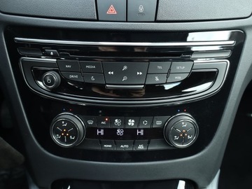 Peugeot 508 I SW Facelifting 1.6 e-THP 165KM 2015 Peugeot 508 1.6 THP, Salon Polska, Serwis ASO, zdjęcie 11