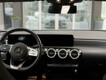 Mercedes CLA C118/X118 2020 Mercedes-Benz CLA 200 AMG Pakiet NightKameraLedSalon PL 1.3 Benzyna, zdjęcie 10