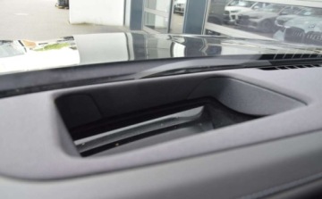 BMW Seria 7 G70 Sedan 3.0 40d 299KM 2023 BMW Seria 7 740d 300KM xDrive Individual Bowers Wilkins M Pakiet Salon PL, zdjęcie 32