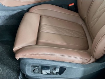 BMW X5 G05 SUV Facelifting 3.0 30d 298KM 2026 BMW X5 xDrive30d Sport Suv 3.0 (298KM) 2026, zdjęcie 7