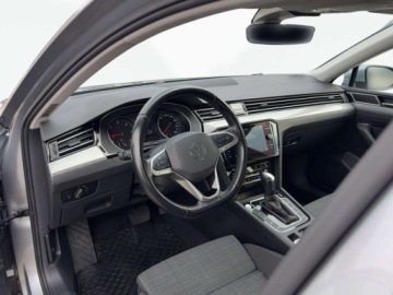 Volkswagen Passat B8 Variant Facelifting 2.0 TDI SCR 150KM 2020 Volkswagen Passat Buisness, FV23, Salon PL, Asystenci, Led, APP, Navi 2.0, zdjęcie 8
