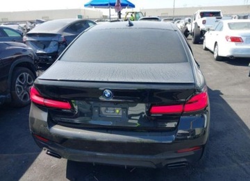 BMW Seria 5 G90-91 2023 BMW Seria 5 2023, 2.0L, PLUG-IN HYBRID, od ubezpieczalni 2.0 Benzyna 288KM, zdjęcie 1