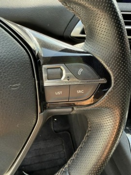 Peugeot 3008 II Crossover 1.5 BlueHDI 130KM 2018 Peugeot 3008 GT-Line. Virtualny kokpit. Kamera, zdjęcie 24