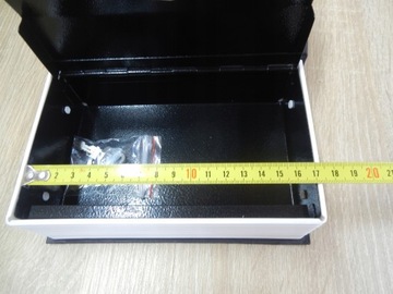 Sejf Kasetka Schowek na pieniądze Książka KLUCZYK