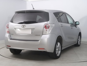 Toyota Verso Minivan 2.0 D-4D 126KM 2010 Toyota Verso 2.0 D-4D, Klima, Klimatronic, zdjęcie 4