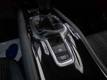 Honda HR-V II SUV 1.5 i-VTEC 130KM 2018 2018 Honda HR-V Executive, 1.5 i-VTEC benzyna 130KM + 6 biegowa manual, zdjęcie 17