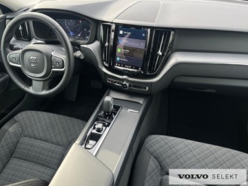 Volvo XC60 II 2024 Volvo XC 60 FV23% SalonPL B5B AWD Core LED Tempoma, zdjęcie 11