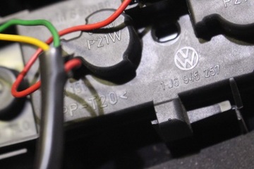 ФОНАР ЗАДНИЙ ПРАВЫЙ ТЮНИНГ VOLKSWAGEN GOLF IV