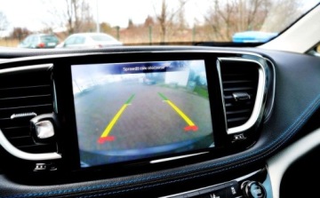 Chrysler Pacifica II 3.6 V6 291KM 2021 Chrysler Pacifica LPG - BRC , 8 miejsc, Zadbana 3.6 BenzynaLPG 291KM, zdjęcie 8