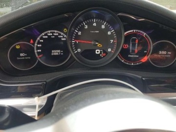 Porsche Panamera II Liftback 3.0 330KM 2018 Porsche Panamera Panamera 4 3.0 Benzyna 330KM, zdjęcie 9