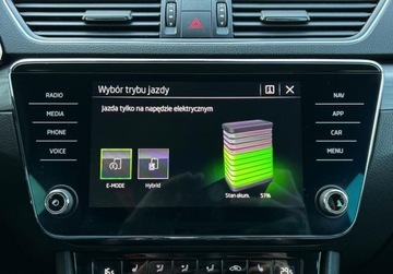 Skoda Superb III Kombi Plug-In Hybrid 1.4 TSI Plug-In-Hybrid 218KM 2024 Skoda Superb Plug-In Hybrid Style, Hak, LED Matrix, GPS, Fotel z pamiecia,, zdjęcie 35
