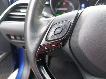 Toyota C-HR I Crossover 1.8 Hybrid 122KM 2019 Toyota C-HR 1.8 Hybrid Style Toyota C-HR 1.8 Hybri, zdjęcie 25