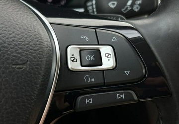 Volkswagen Passat B8 Variant 2.0 TDI SCR 240KM 2018 Volkswagen Passat R-LINE DSG Kamera 4x4 240KM Faktura Vat 23 2.0, zdjęcie 18