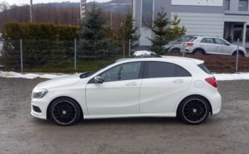 Mercedes Klasa A W176 Hatchback 5d Facelifting 200 d 136KM 2015 Mercedes-Benz Klasa A 200CDI 136KM AMG Line Niski przebieg Biksenon Skora, zdjęcie 3