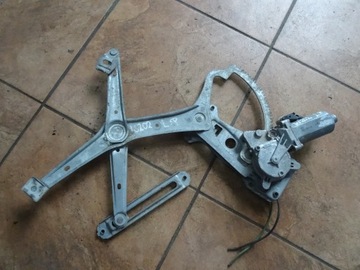 W202 MECHANIZM LEWY PRZÓD