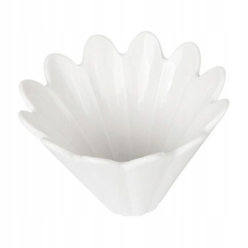 Кофейная капельница налейте кофе в капельницу.