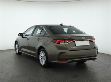 Toyota Corolla XII Sedan 1.5 VVT-i 125KM 2022 Toyota Corolla 1.5 VVT-i, Salon Polska, zdjęcie 3