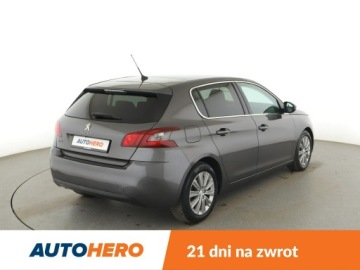 Peugeot 308 II Hatchback Facelifting 1.2 PureTech 130KM 2018 Peugeot 308 Allure automat panorama, zdjęcie 6
