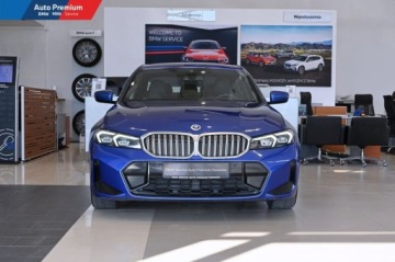 BMW Seria 3 G20-G21 2022 BMW Seria 3 330i xDrivePakiet Sportowy MFotel Sportowy 2.0 Benzyna 245KM, zdjęcie 1