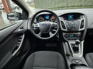 Ford Focus III Kombi 1.0 EcoBoost 125KM 2013 Ford Focus 1.0 Benz Nowy rozrzad Bogata wersja Benzyna 125KM, zdjęcie 12