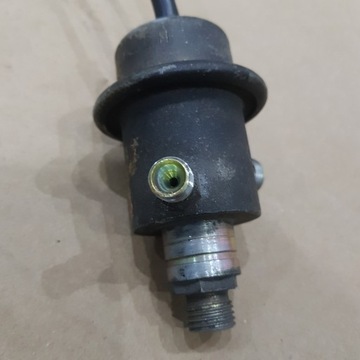РЕГУЛЯТОР ДАВЛЕНИЯ ТОПЛИВА BOSCH 0438161 Регулятор Bosch 0 438 161 001
